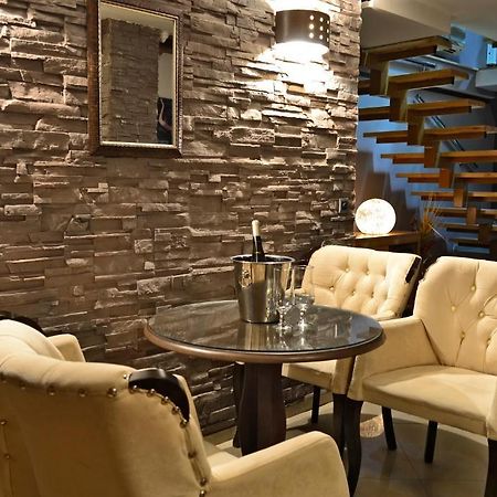 Domus Aparthotel Skopje Esterno foto