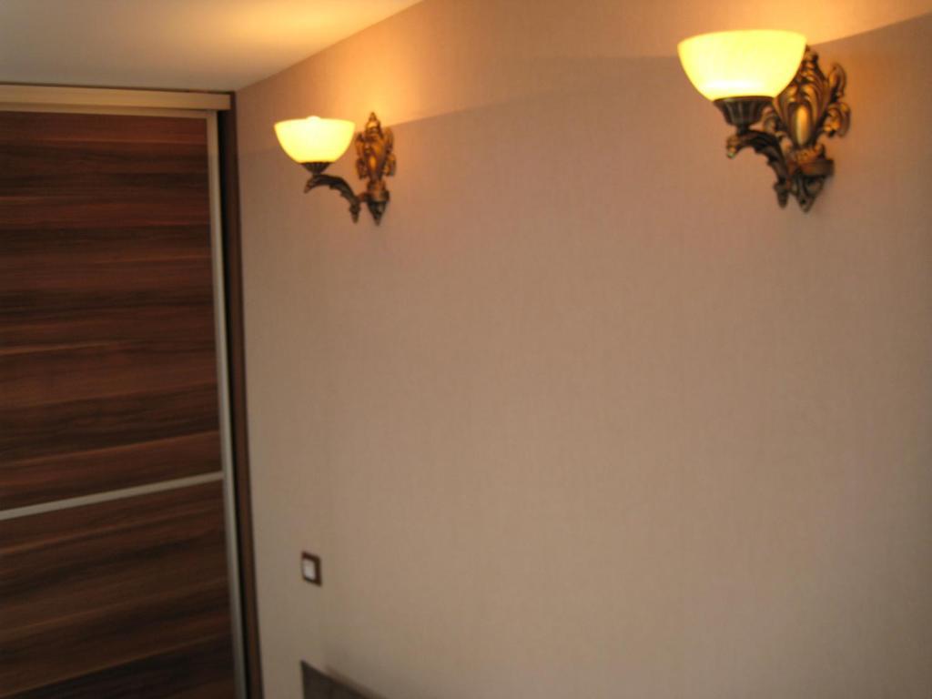 Domus Aparthotel Skopje Esterno foto