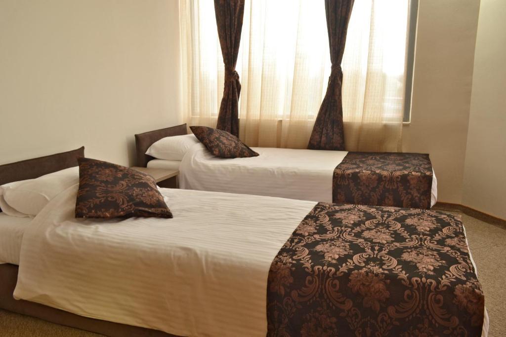 Domus Aparthotel Skopje Esterno foto